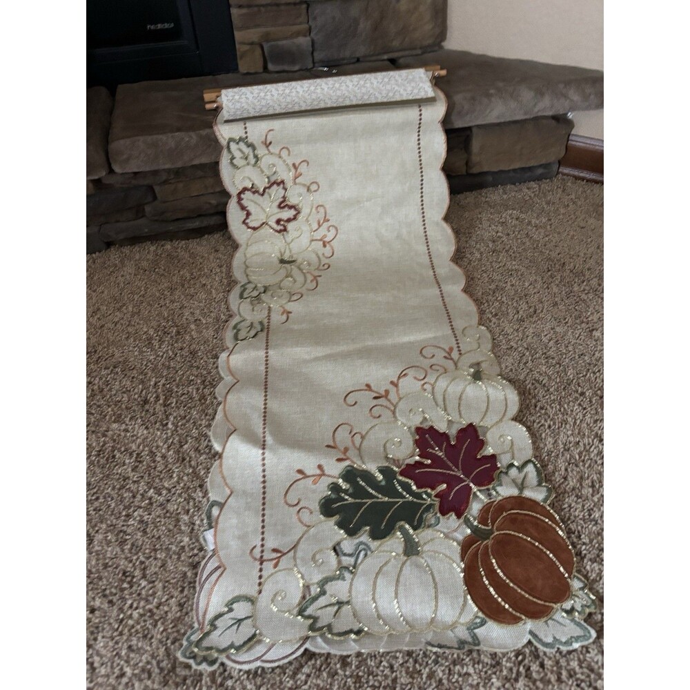 Table Runner Haymarket Square Fall Pumpkins Orange Gold Trim 14x 72 New Leaves